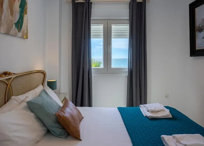 Апартаменти Acquarela Family Free Parking By Cadiz4rentals